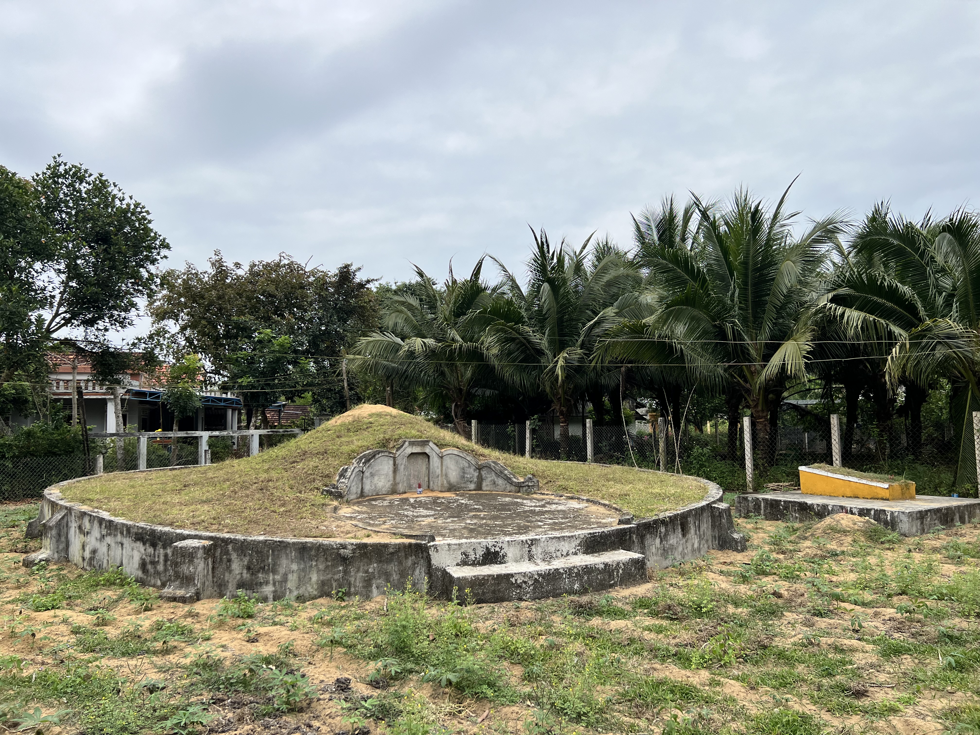 grave-gallery-0