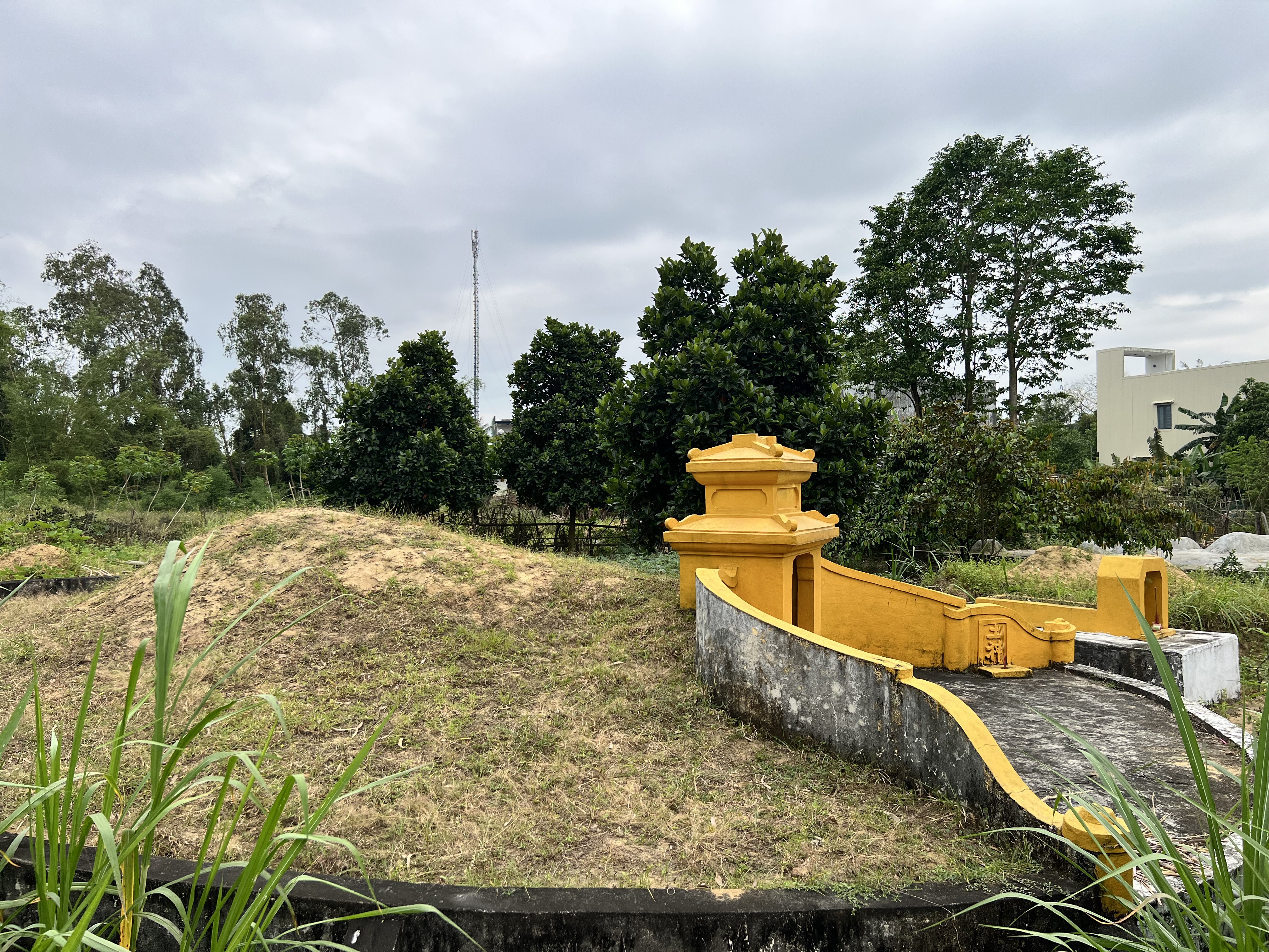 grave-gallery-2